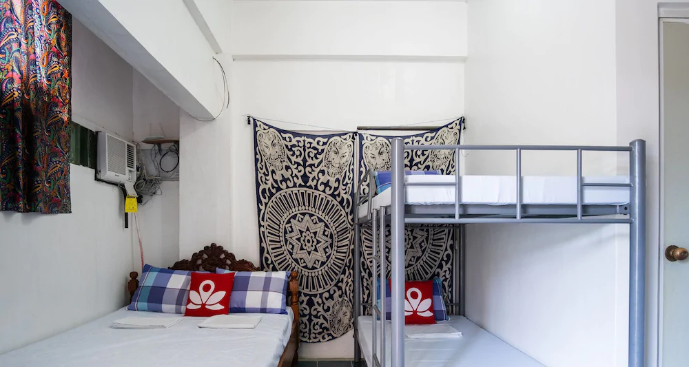 RX Hostel by ZEN Rooms