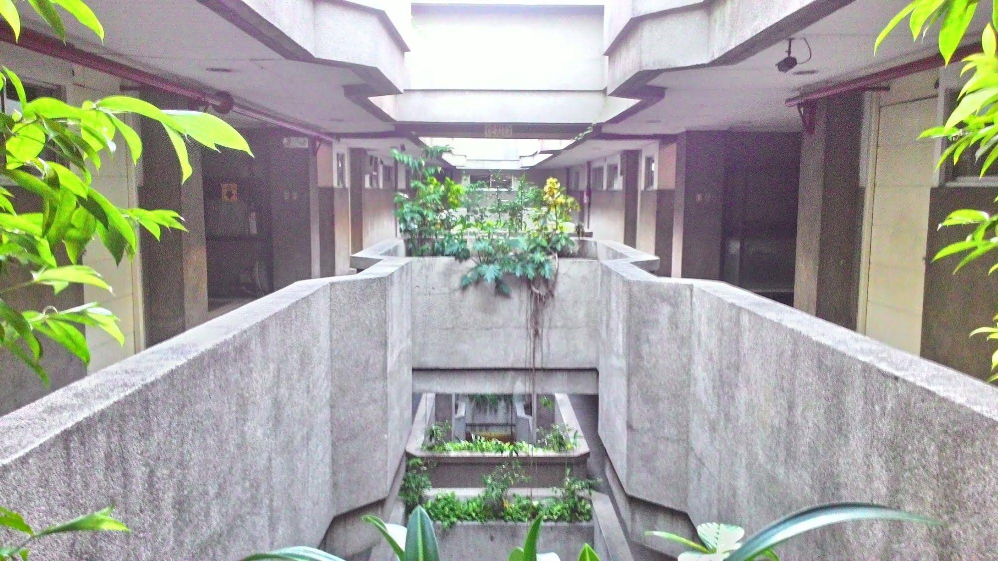 Benson Apartelle