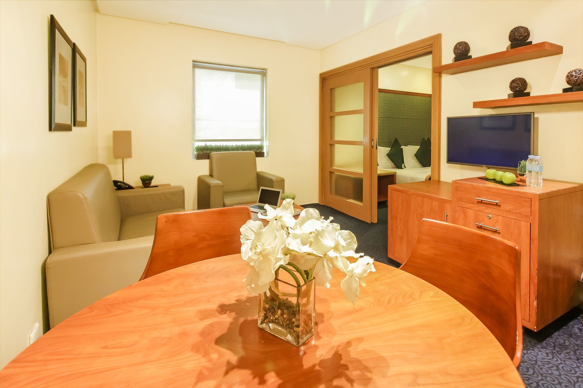 Greenhills Elan Modern