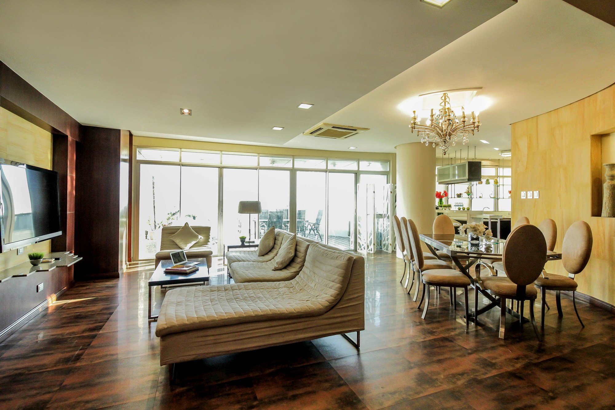 Greenhills Elan Modern