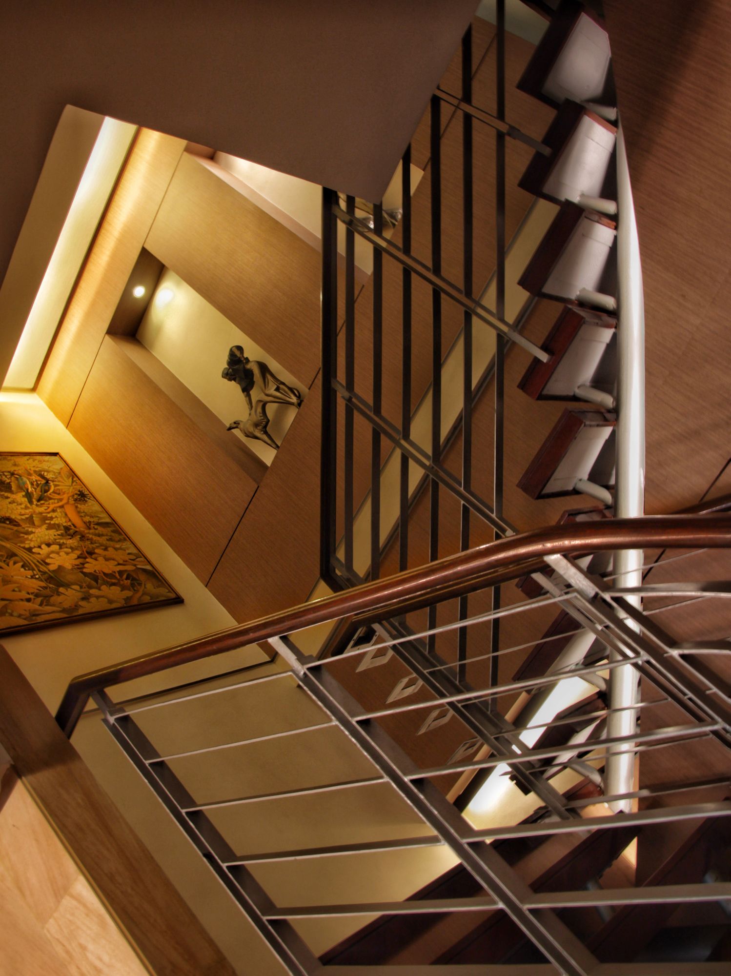 Greenhills Elan Modern