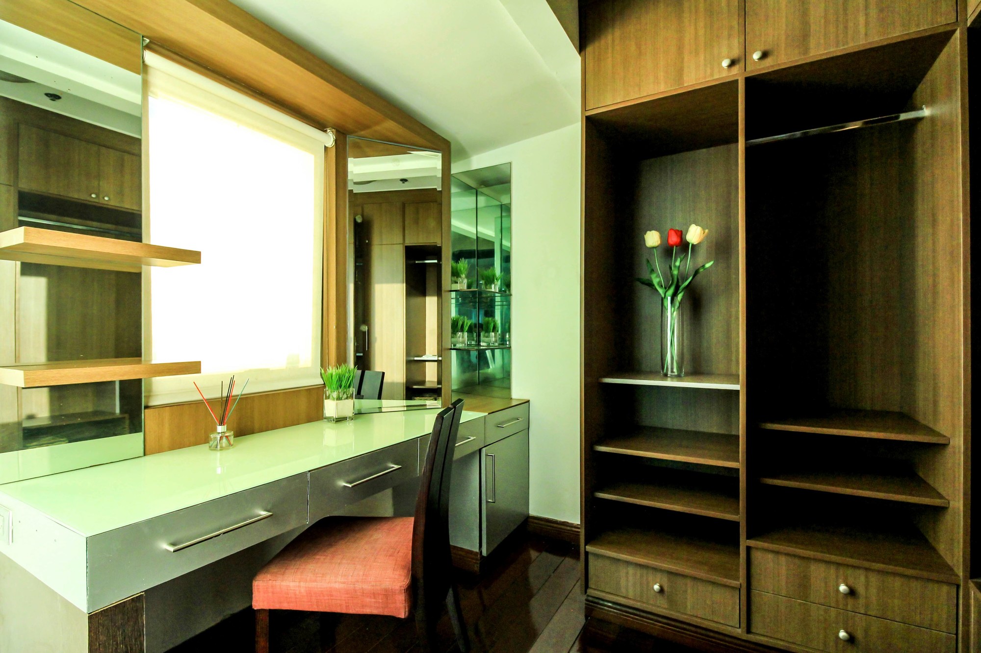 Greenhills Elan Modern