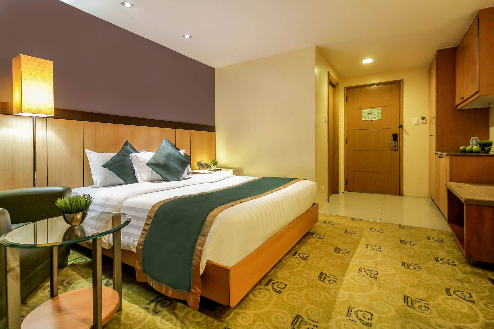Greenhills Elan Modern