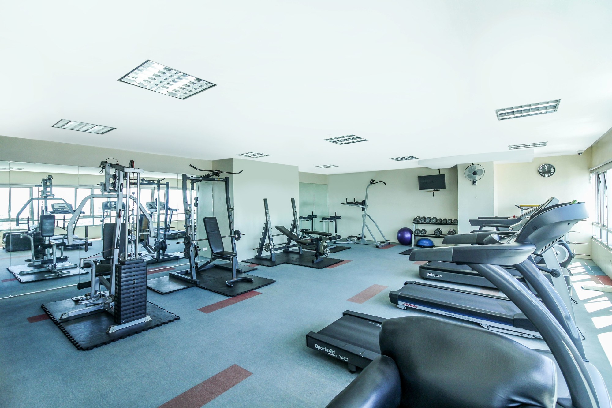 Greenhills Elan Modern