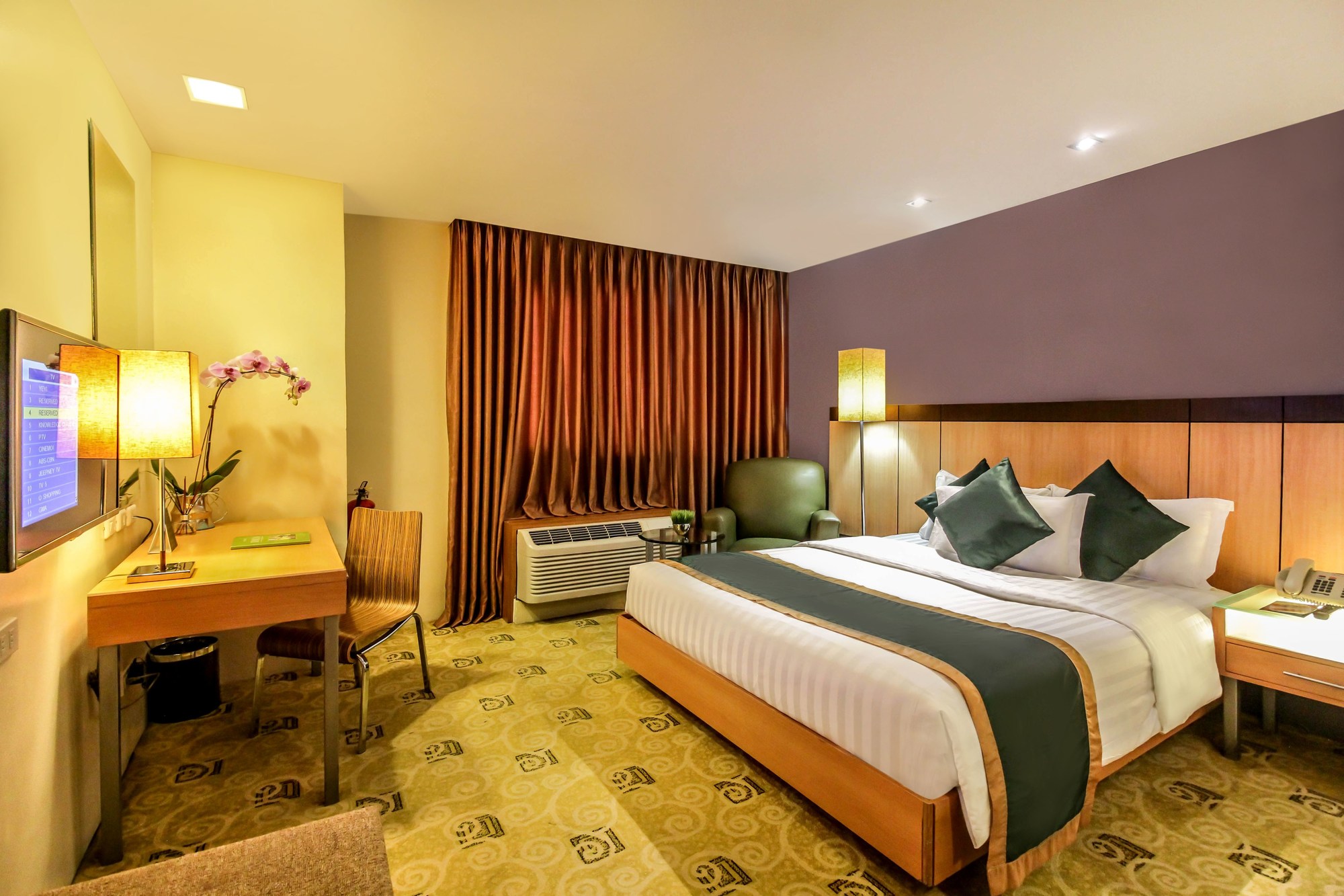 Greenhills Elan Modern
