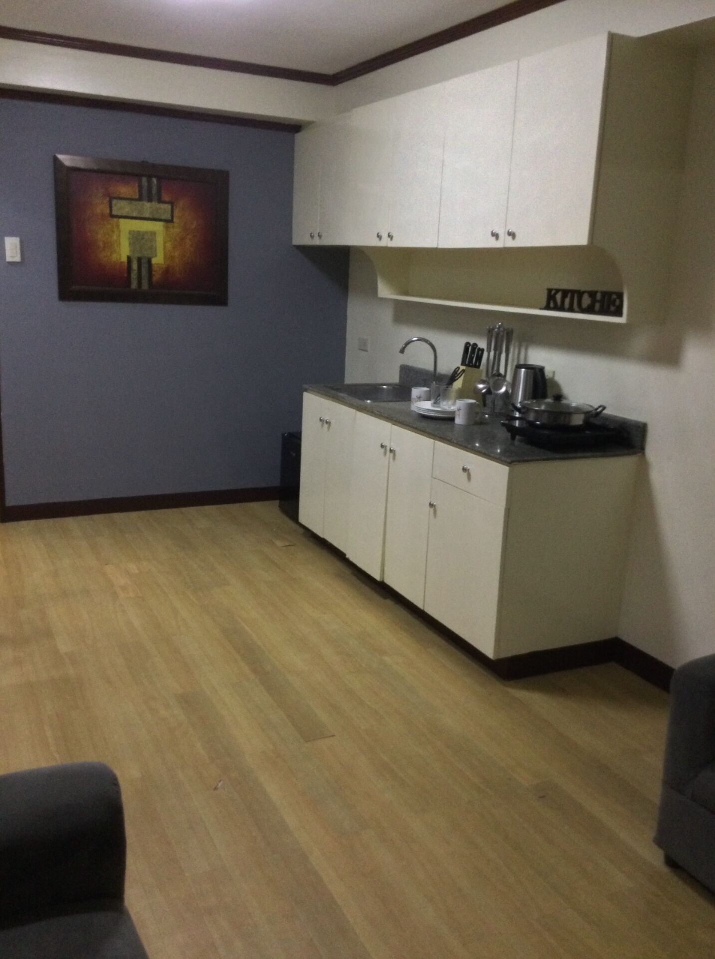 Regatta Residences by OYO Rooms