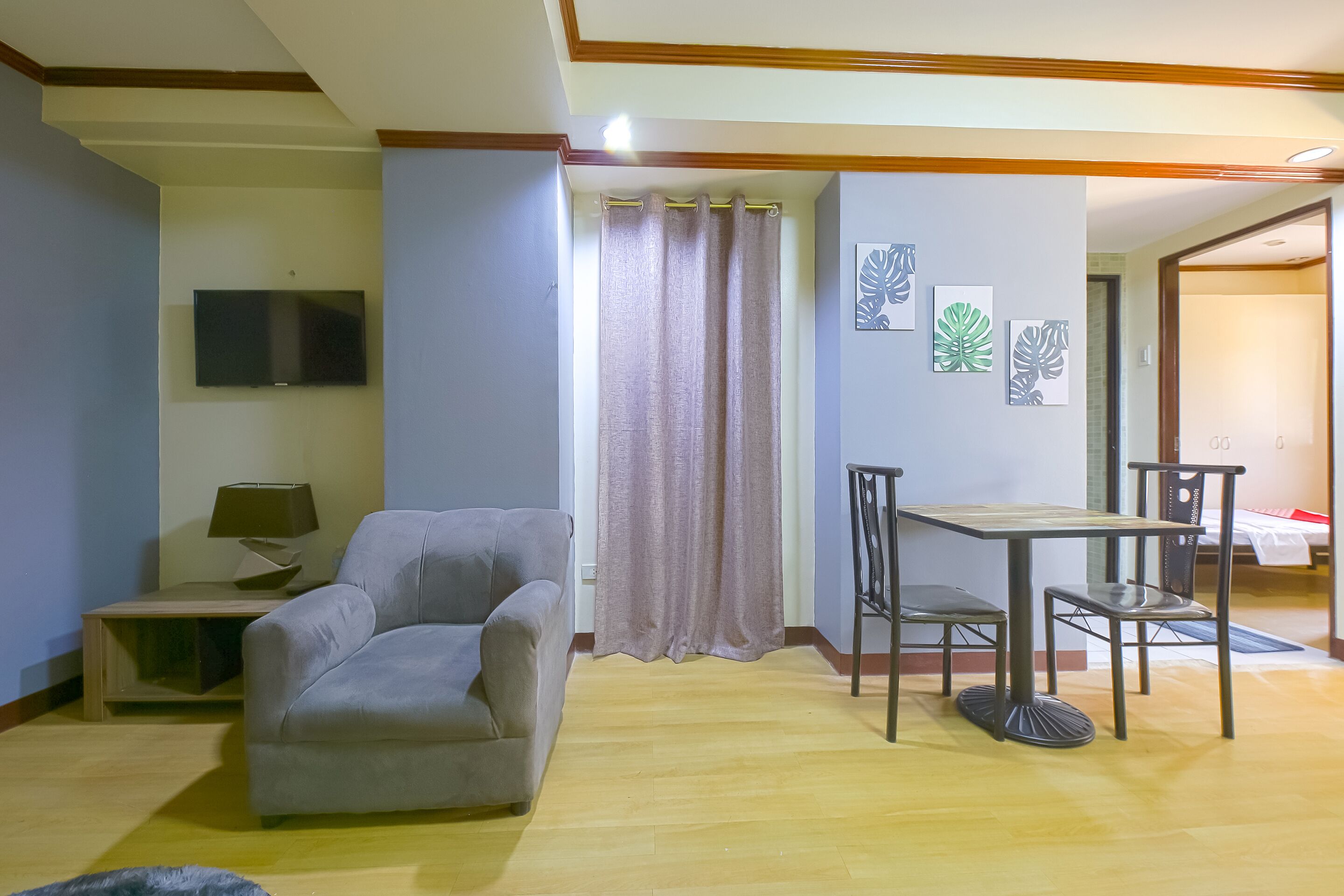 Regatta Residences by OYO Rooms