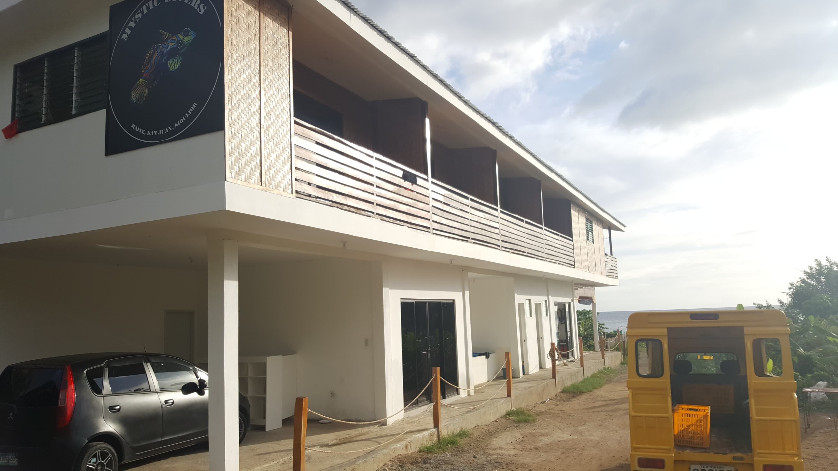 Mystic Divers Guesthouse