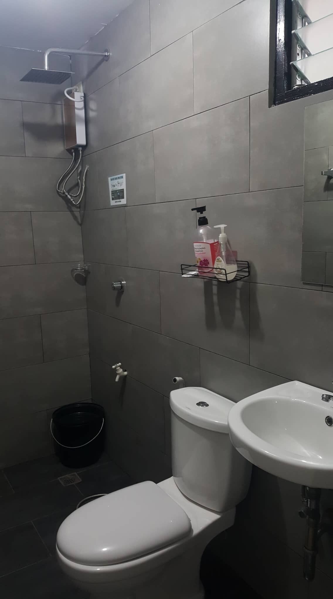 Mystic Divers Guesthouse
