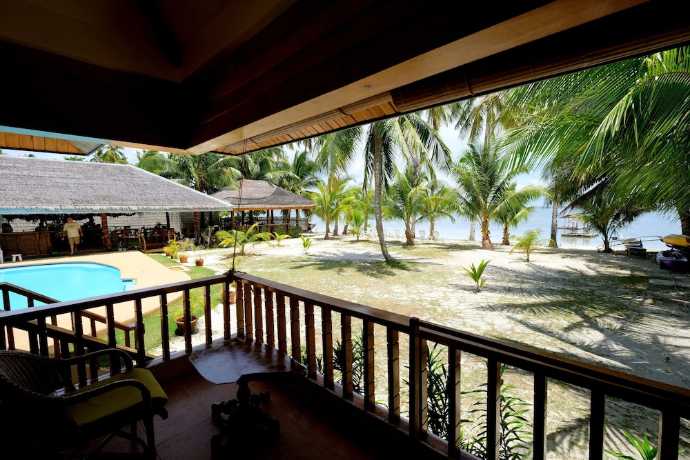 White Villas Resort