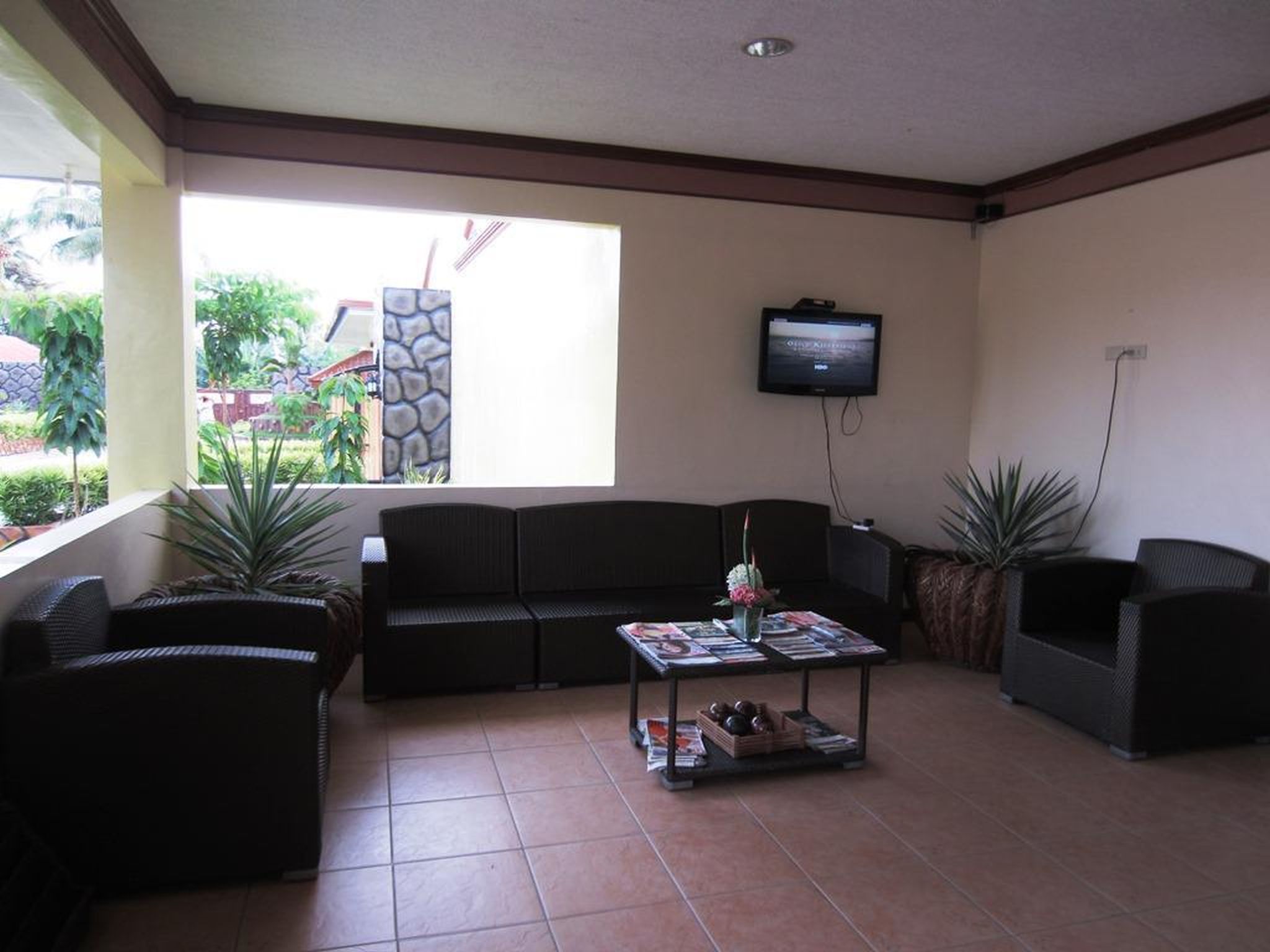 Hagnaya Beach Resort And Restaurant