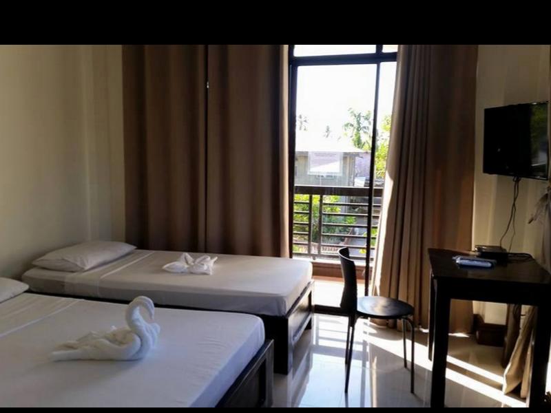 Adelaida Pensionne Hotel y OYO