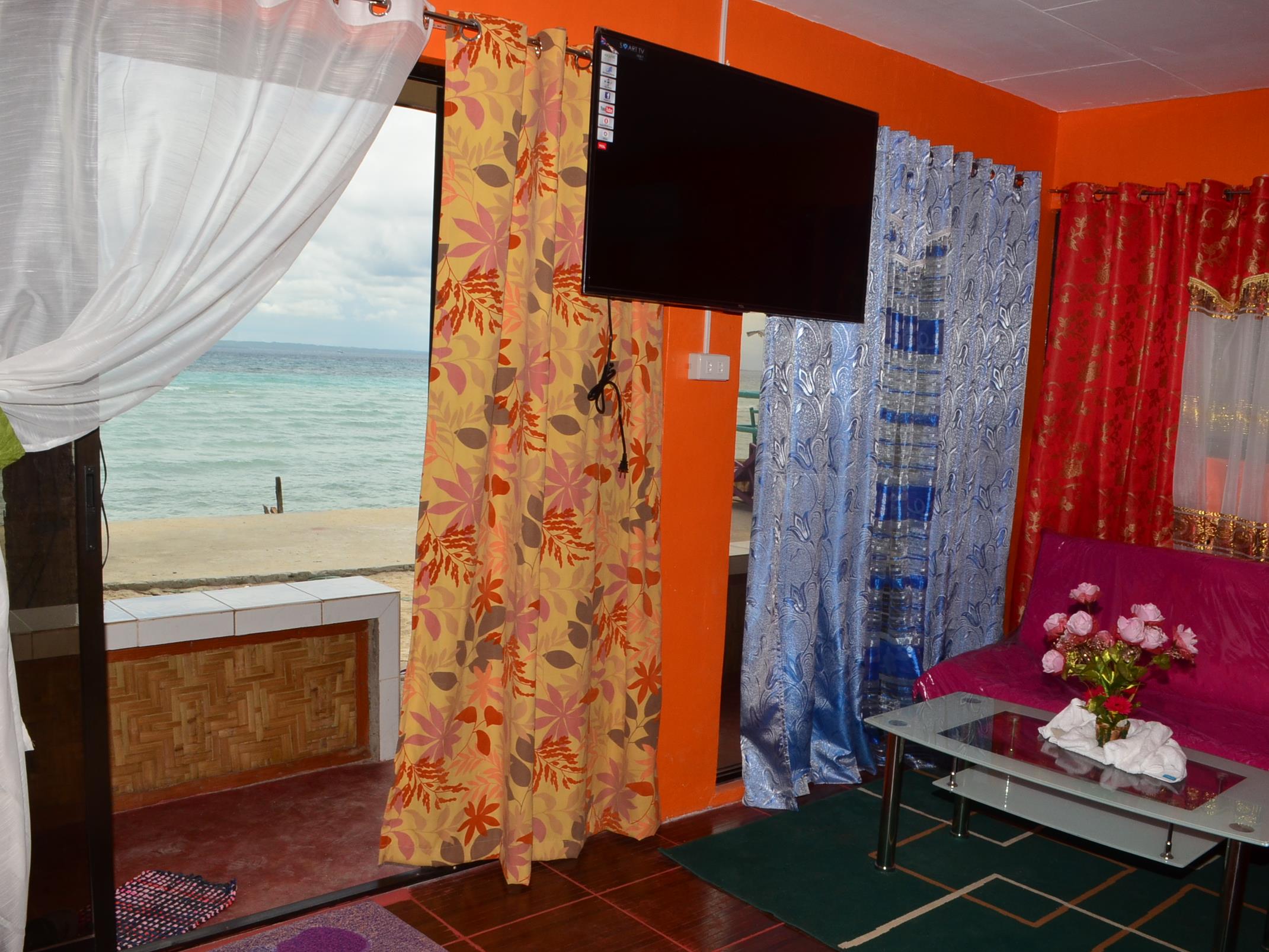 Ritzy's White Beach Resort & Restaurant