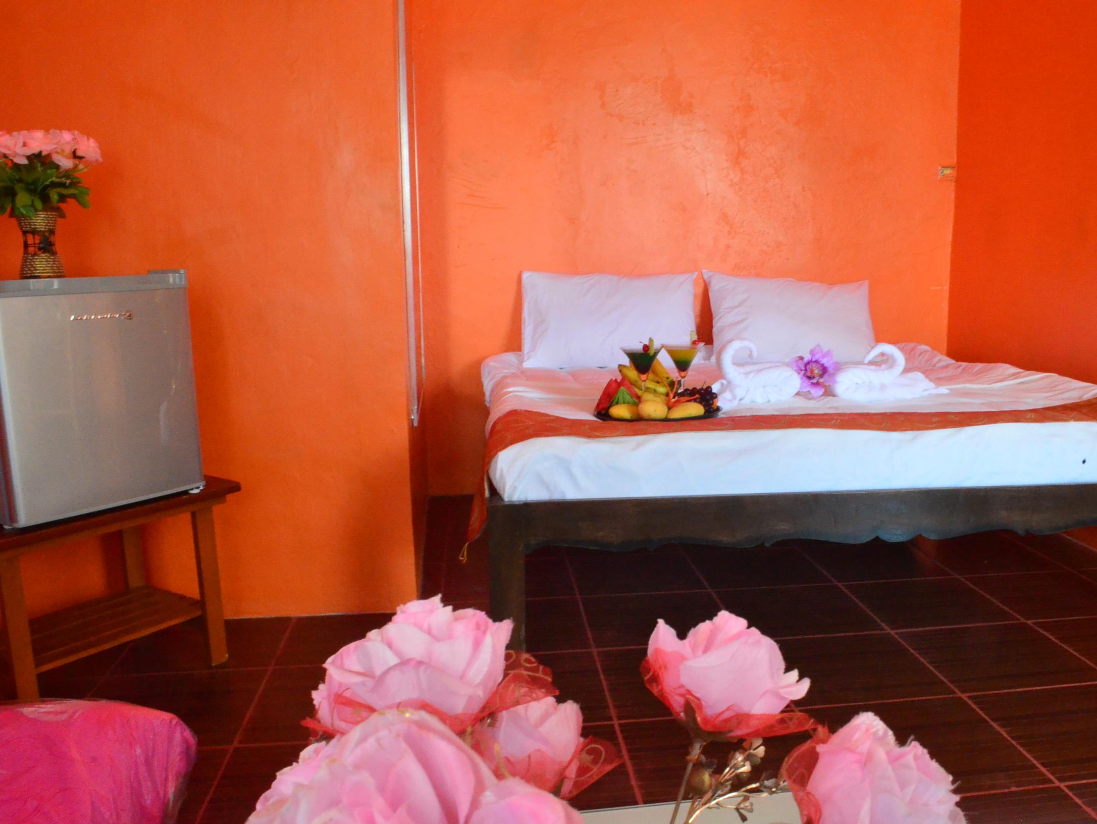 Ritzy's White Beach Resort & Restaurant