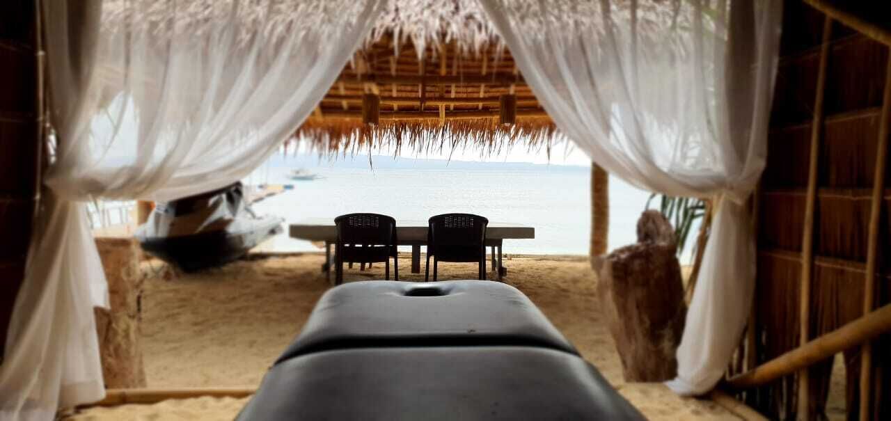 Pili Beach Resort Agmanic