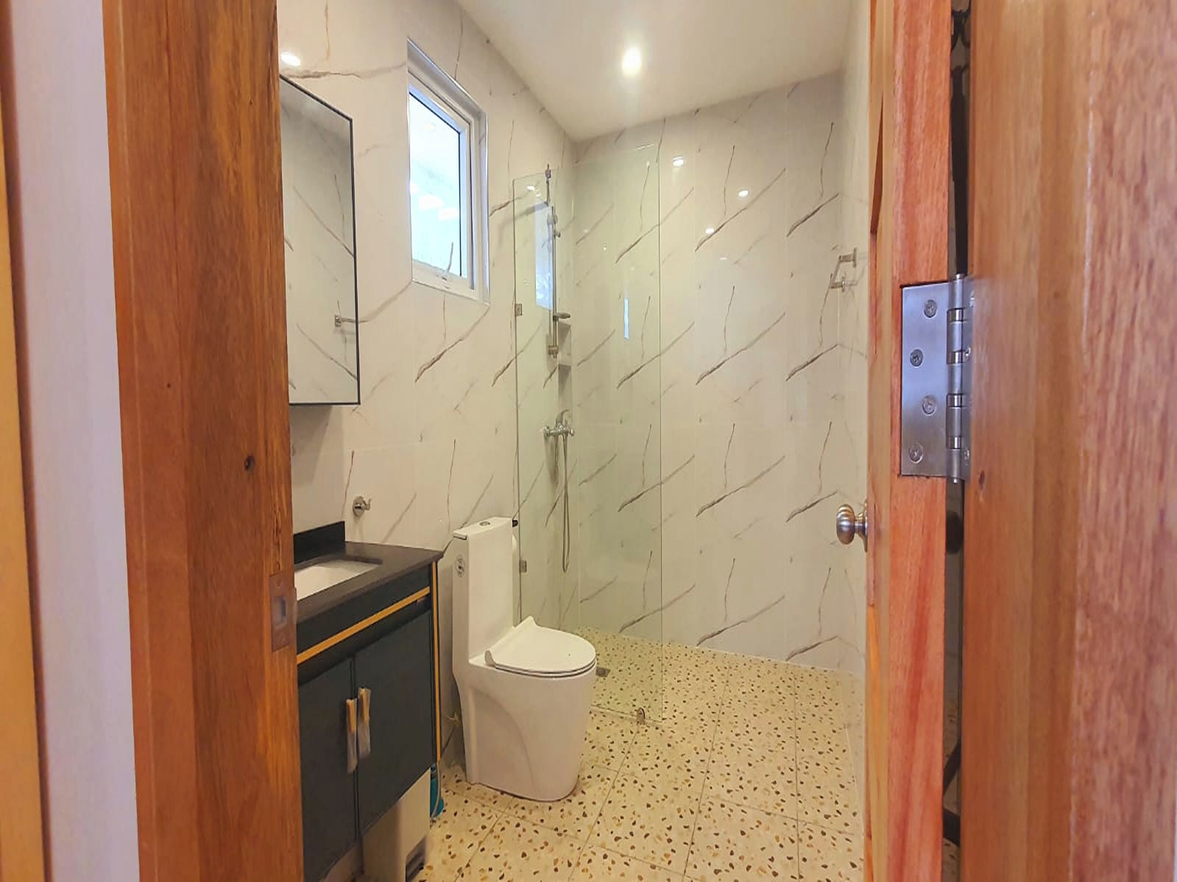 Pili Beach Resort Agmanic