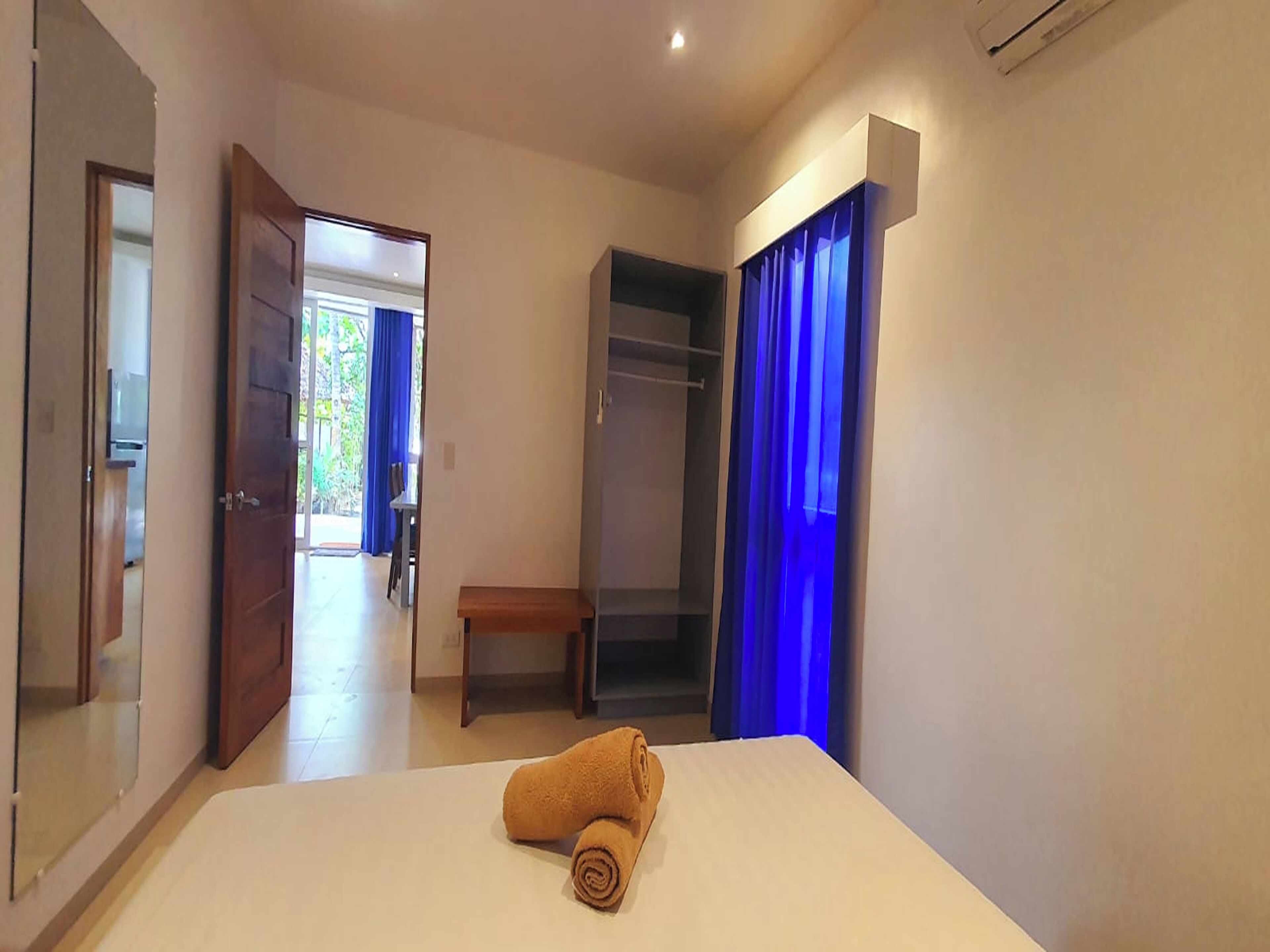 Pili Beach Resort Agmanic