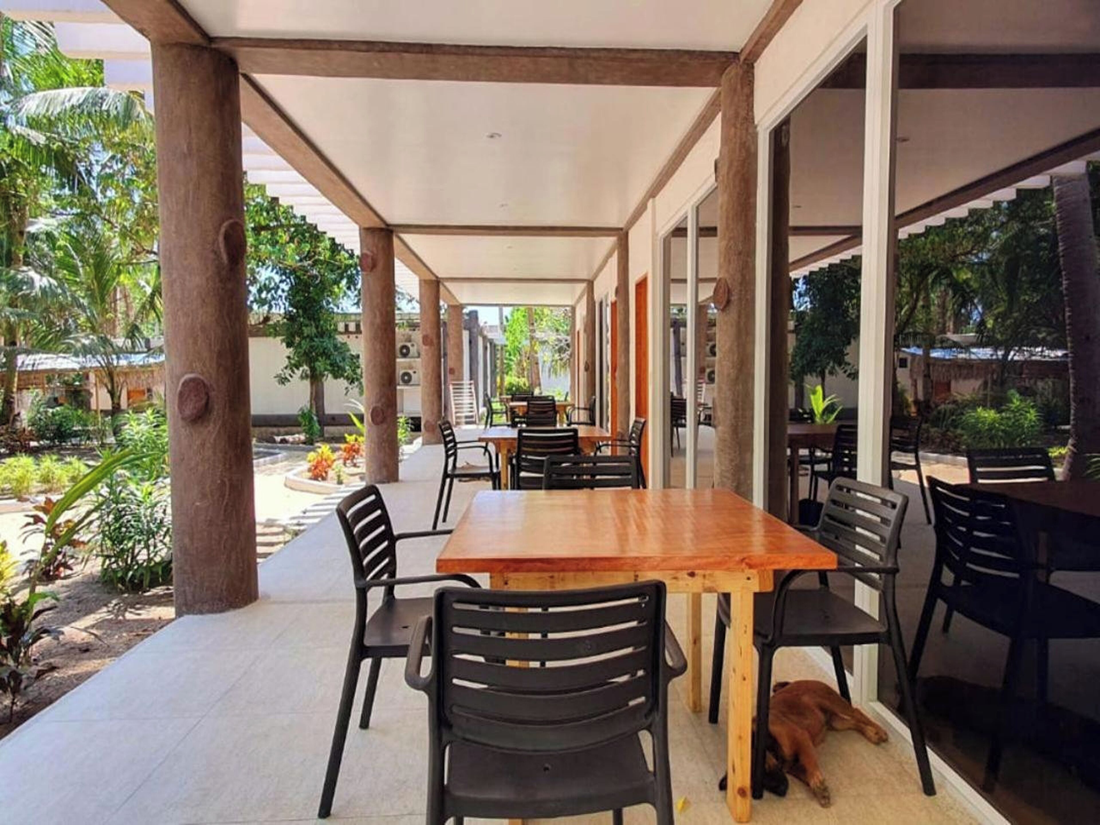 Pili Beach Resort Agmanic