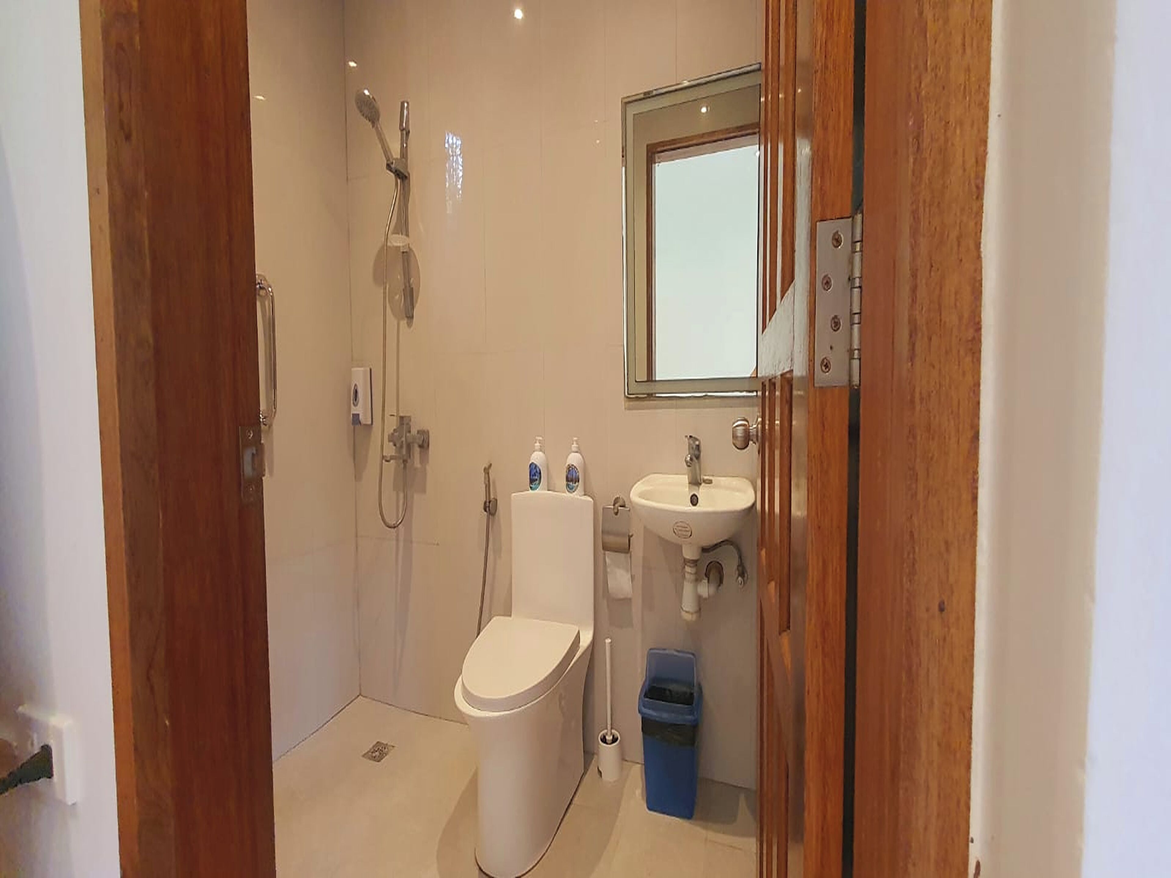 Pili Beach Resort Agmanic