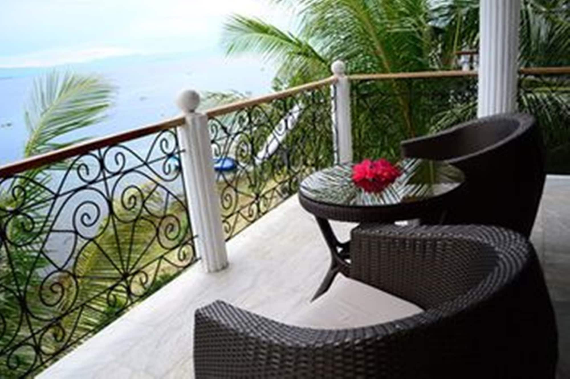 Eden Resort