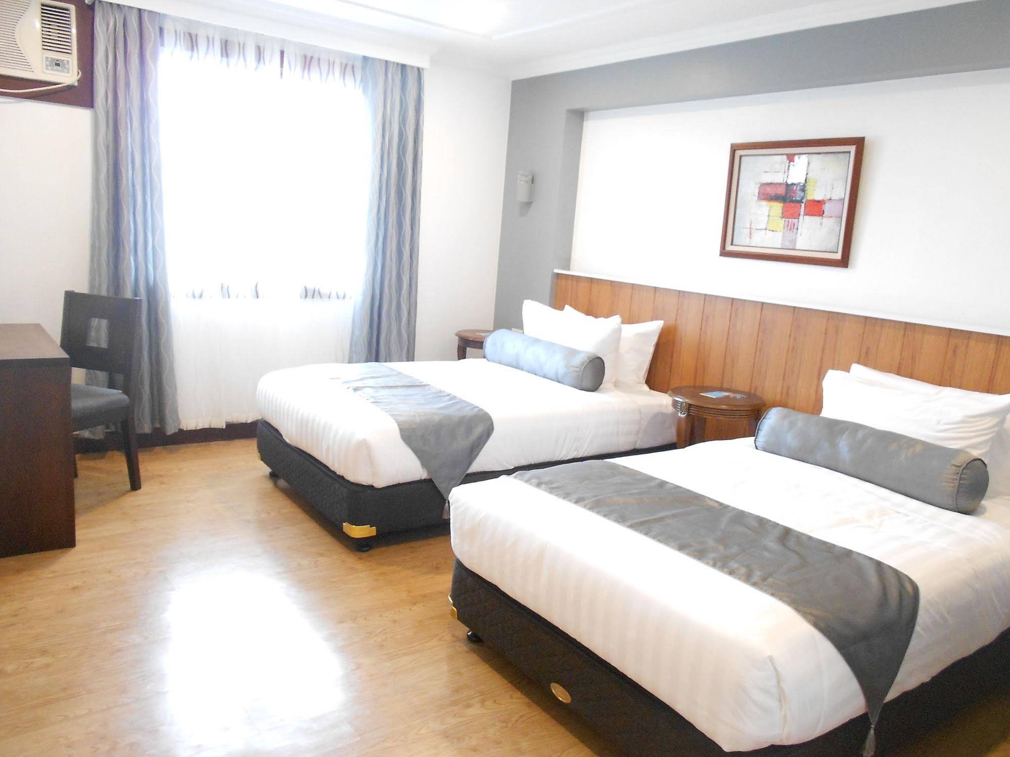 Sunlight Guest Hotel Sta Rosa Laguna
