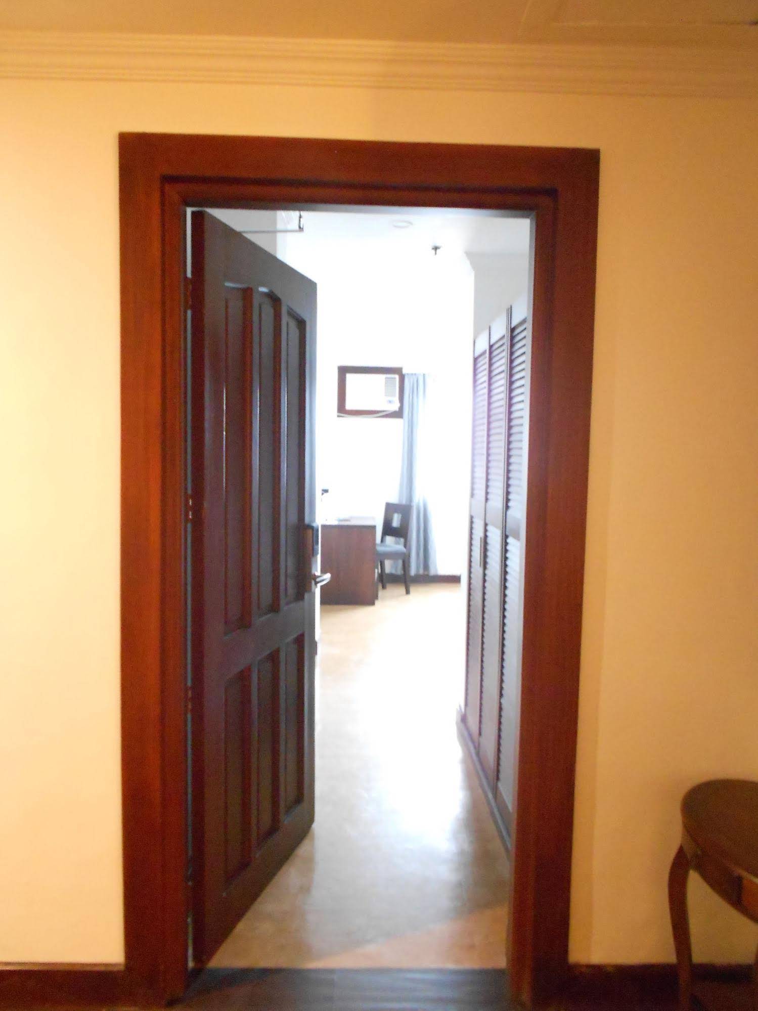Sunlight Guest Hotel Sta Rosa Laguna