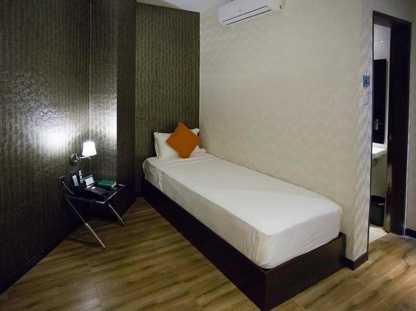 Isabela Zen Hotel & Restaurant Corporation