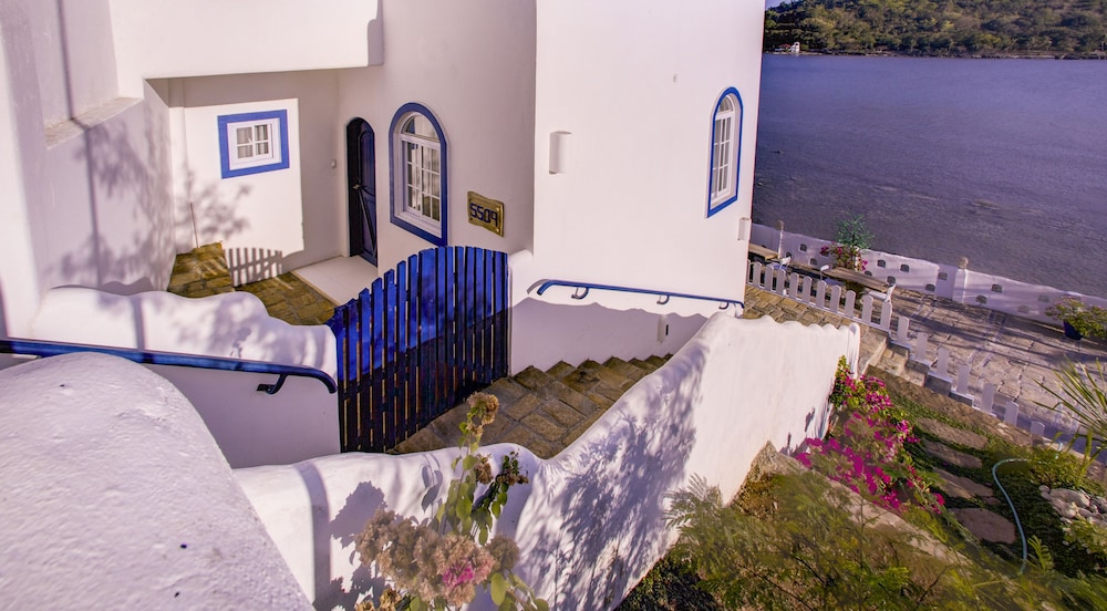 Vitalis Villas