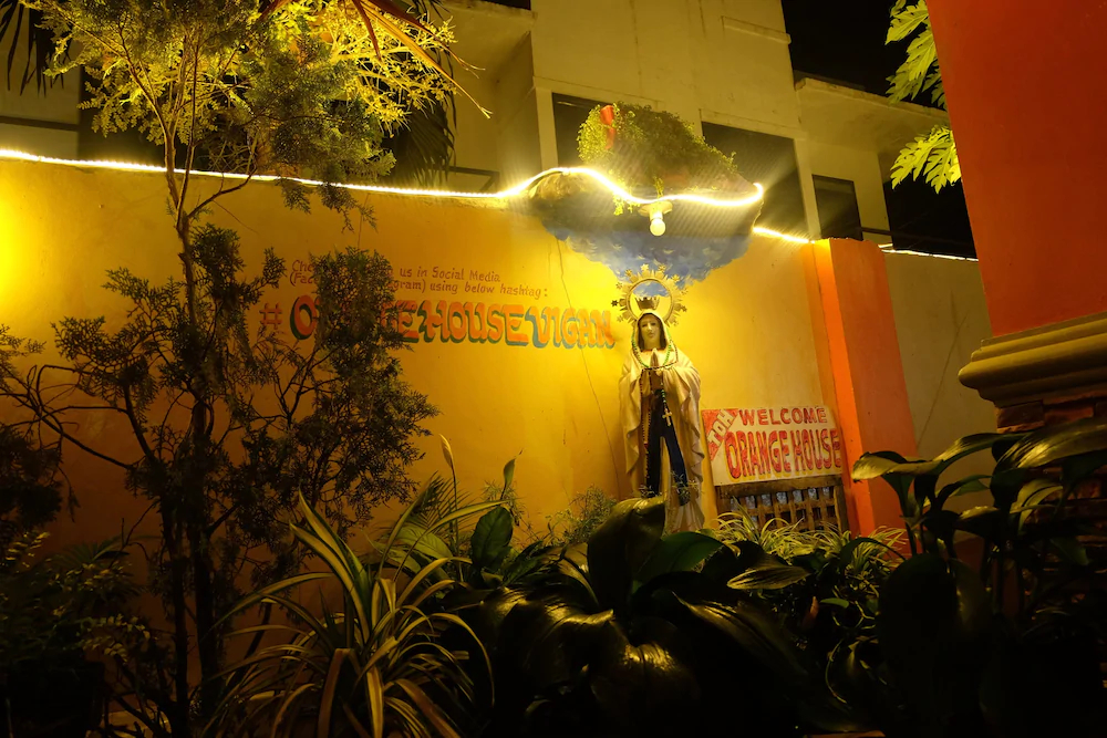 The Orange House - Vigan Villa