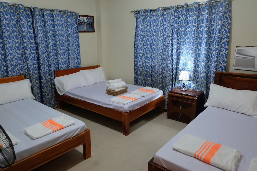 The Orange House - Vigan Villa