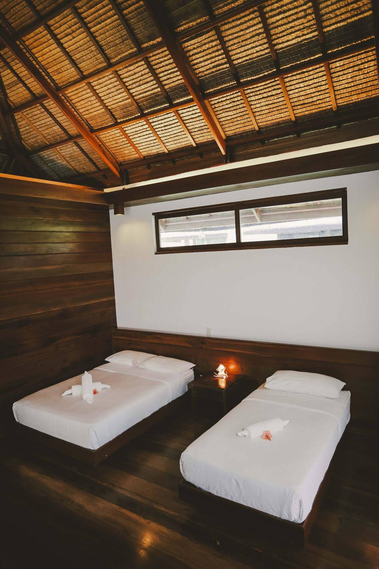 Isla Cabana Resort