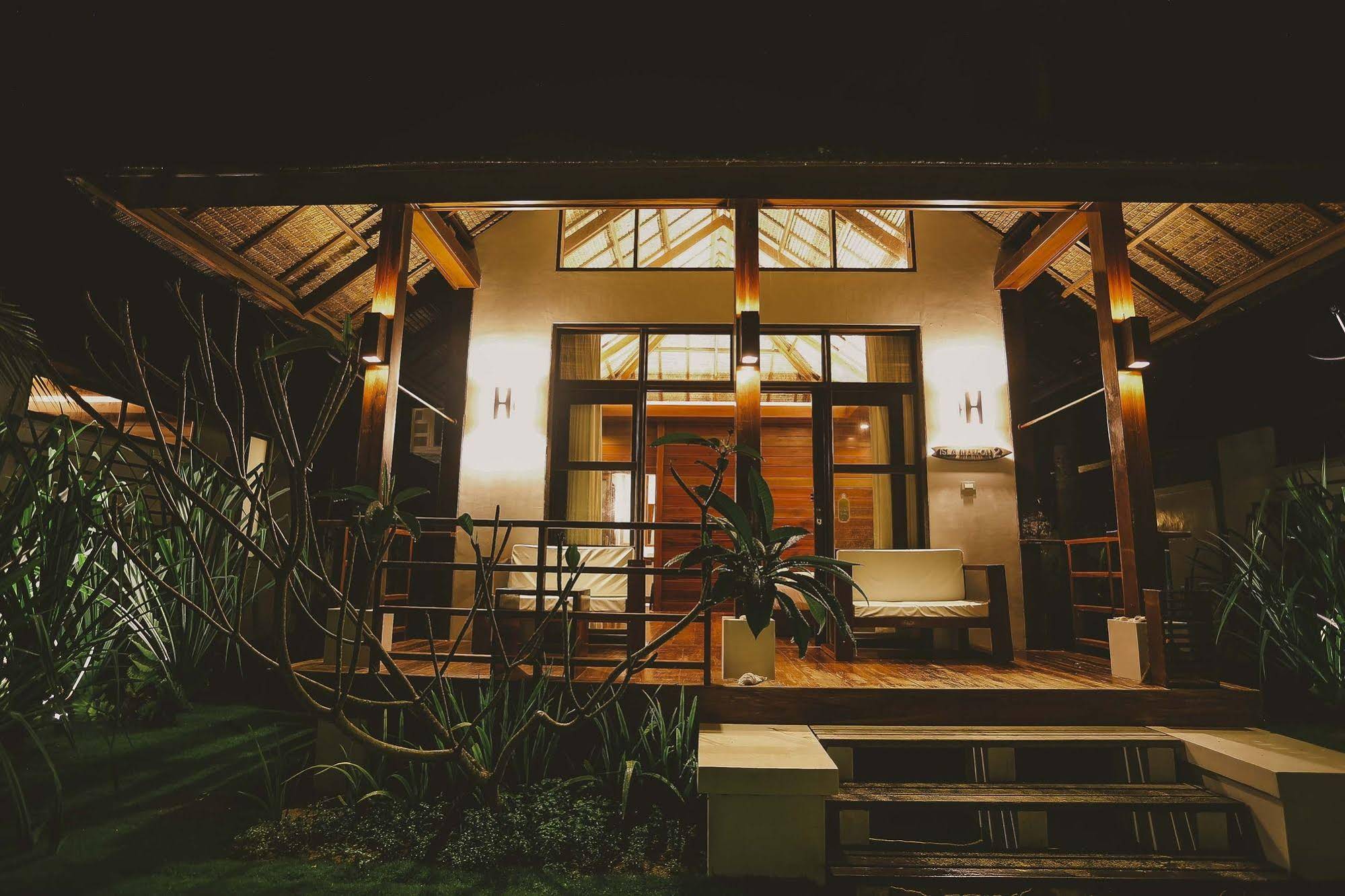 Isla Cabana Resort