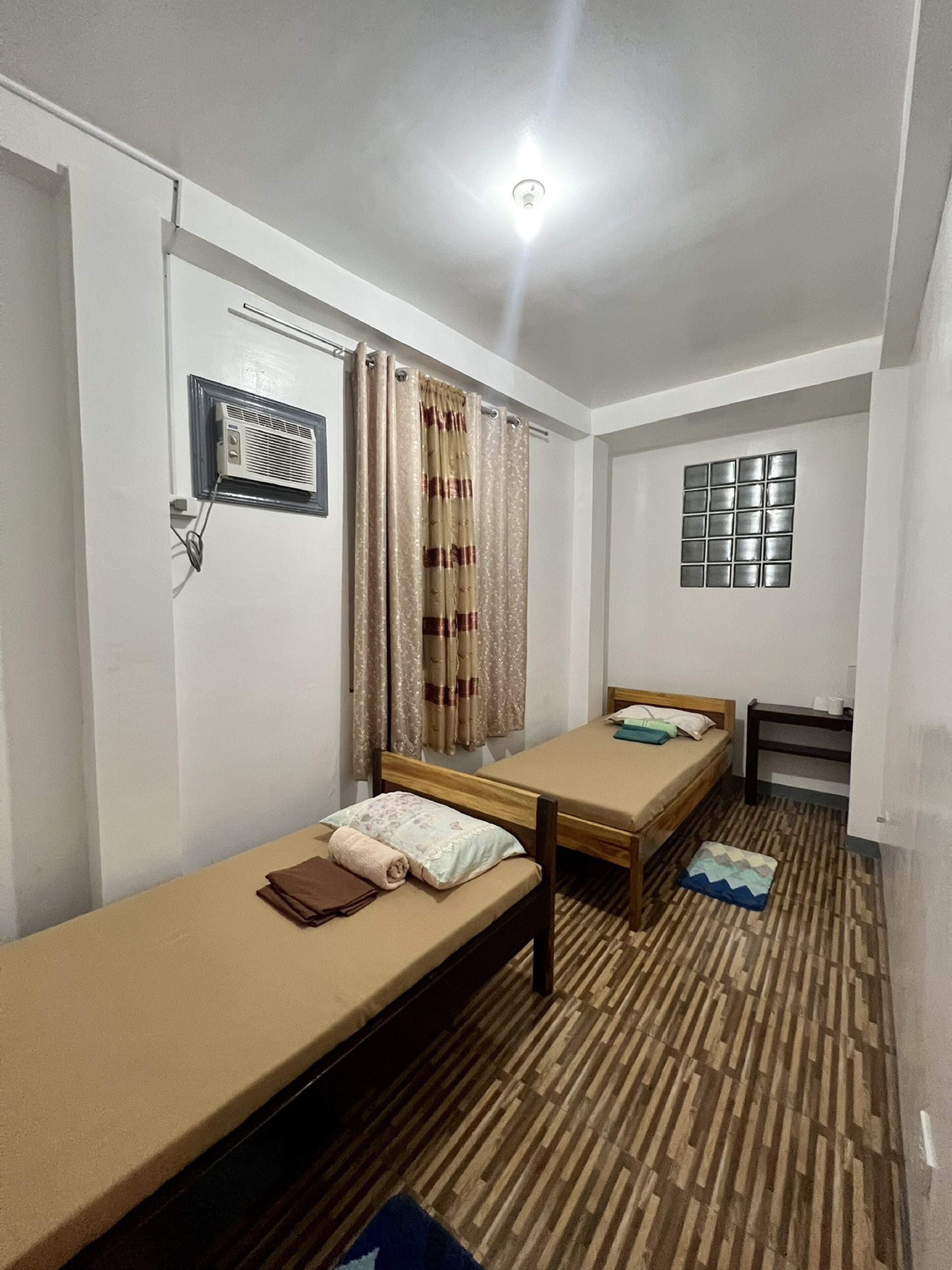 RedDoorz @ Lao Singuan Homestay