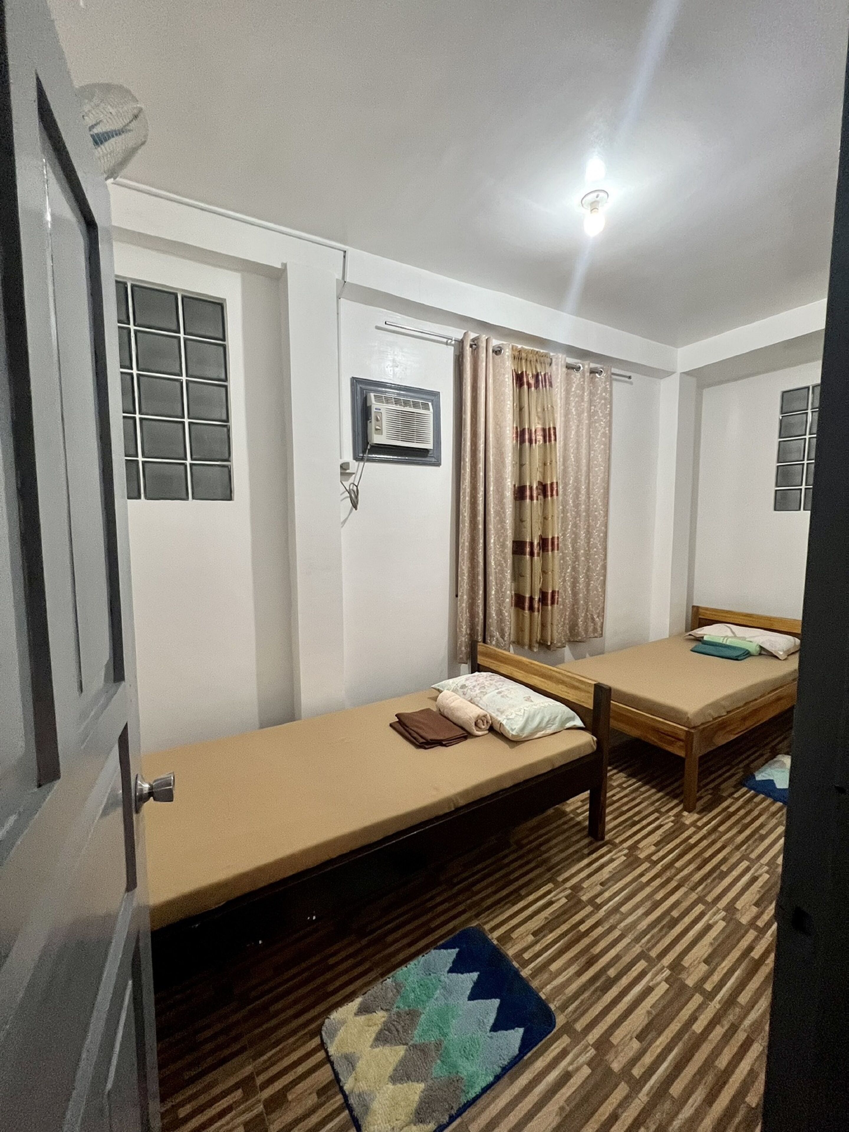 RedDoorz @ Lao Singuan Homestay