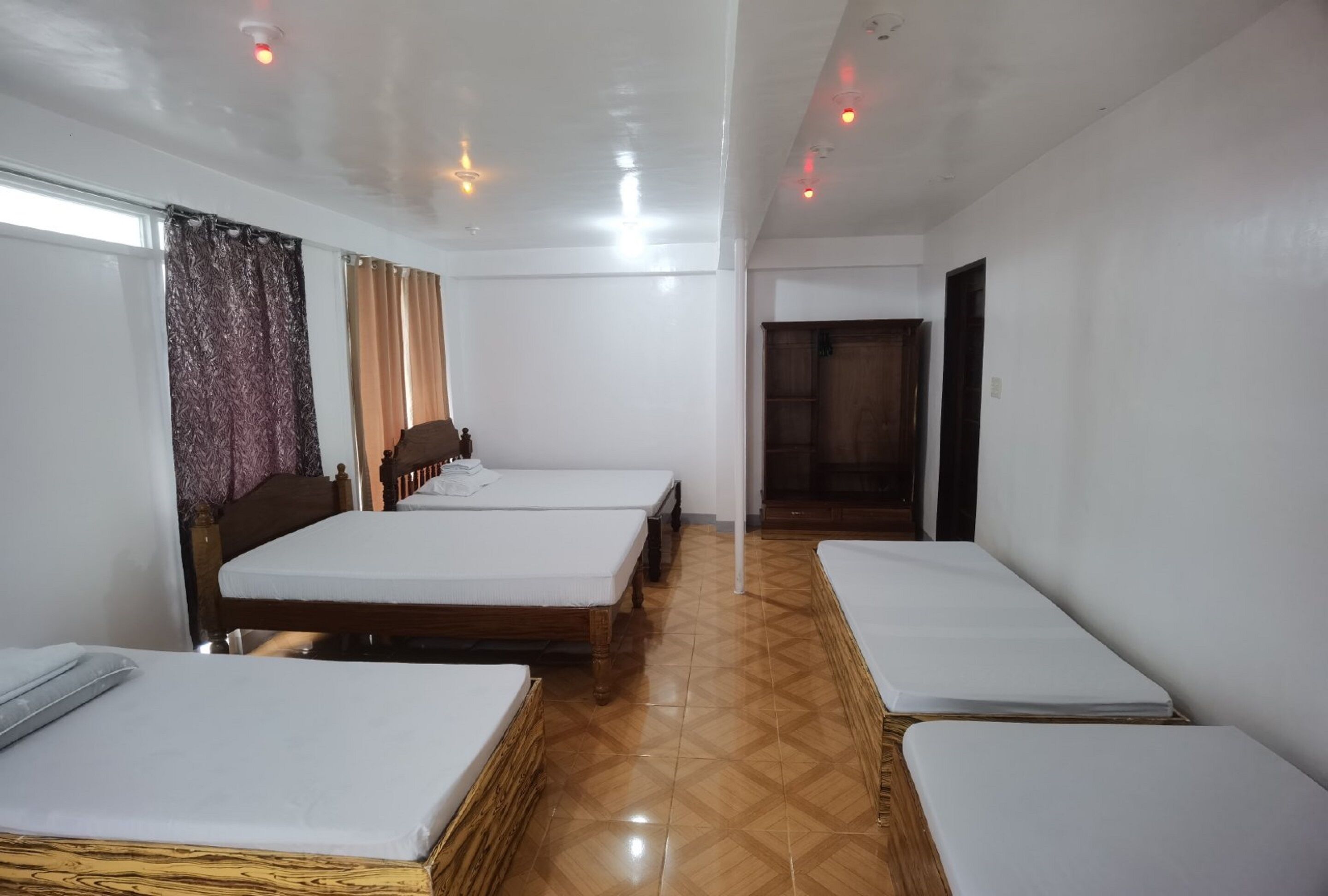 RedDoorz @ Lao Singuan Homestay