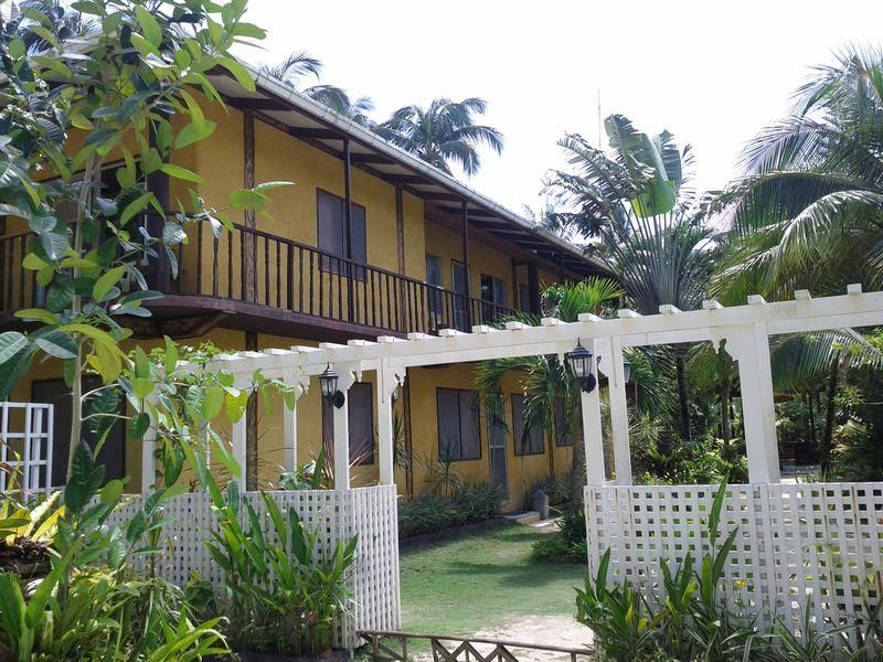 Point 303 Cloud 9 Resort