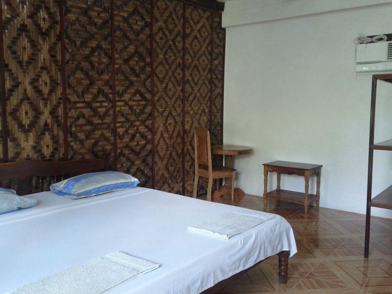 Point 303 Cloud 9 Resort