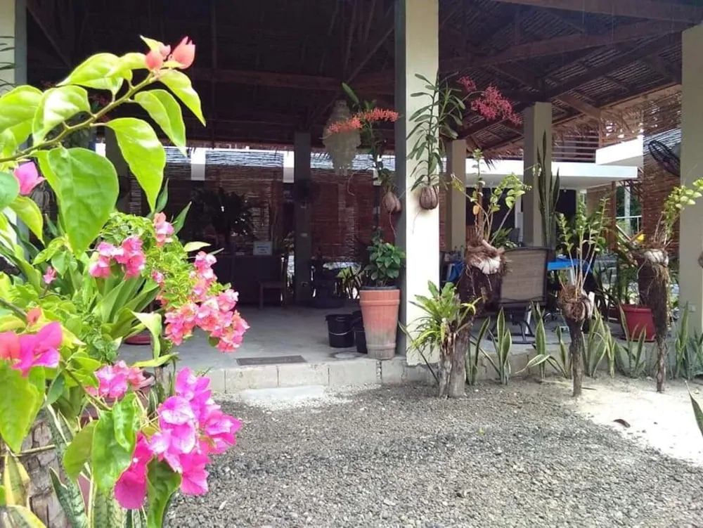 Sol Y Mar Beach Resort
