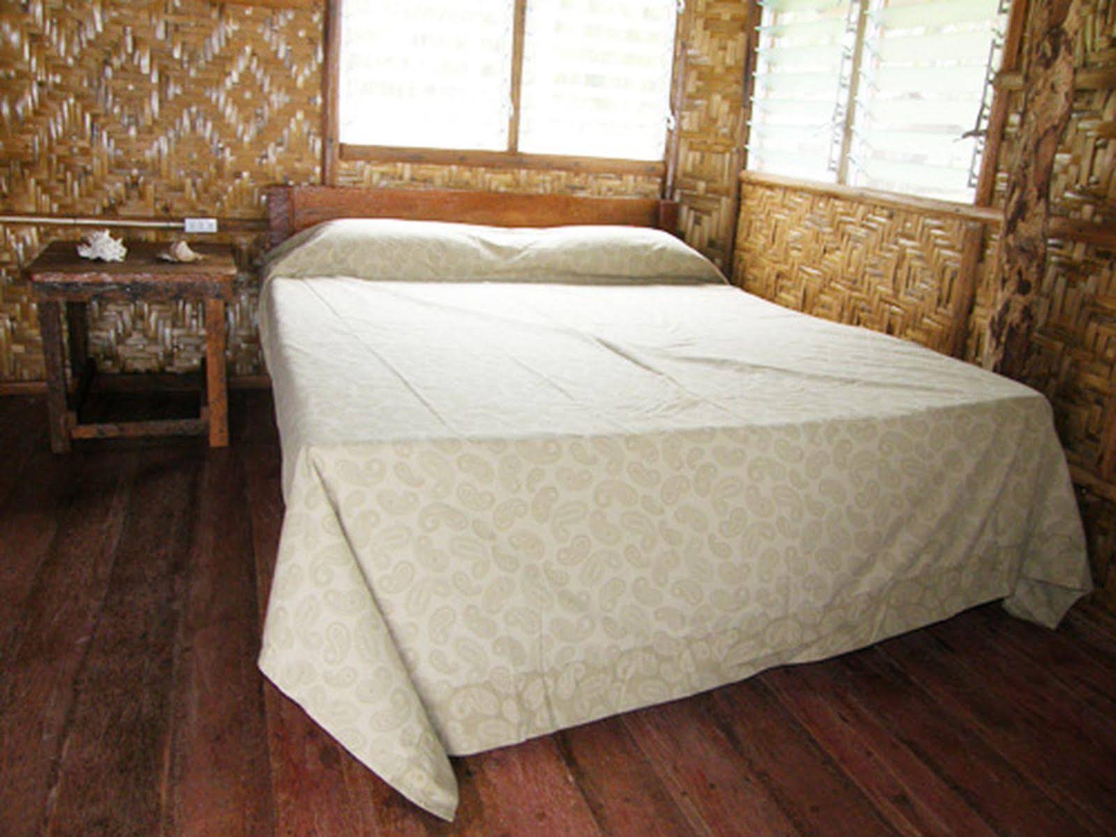 Tarzans Beach Resort