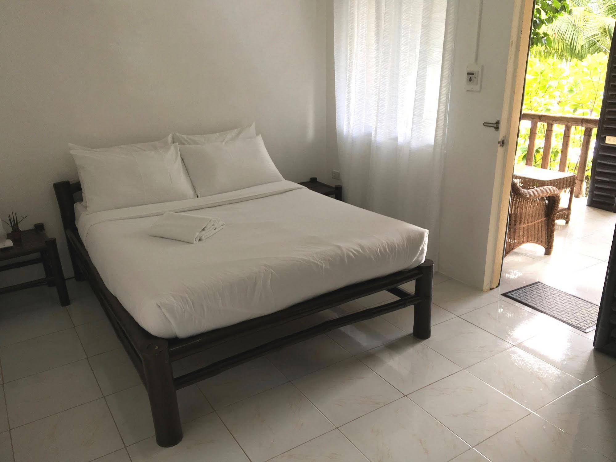 Cove Paradise Beach & Dive Resort