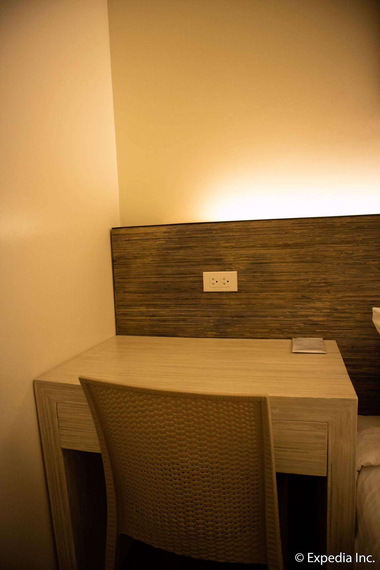 Destination Hotel South Forbes