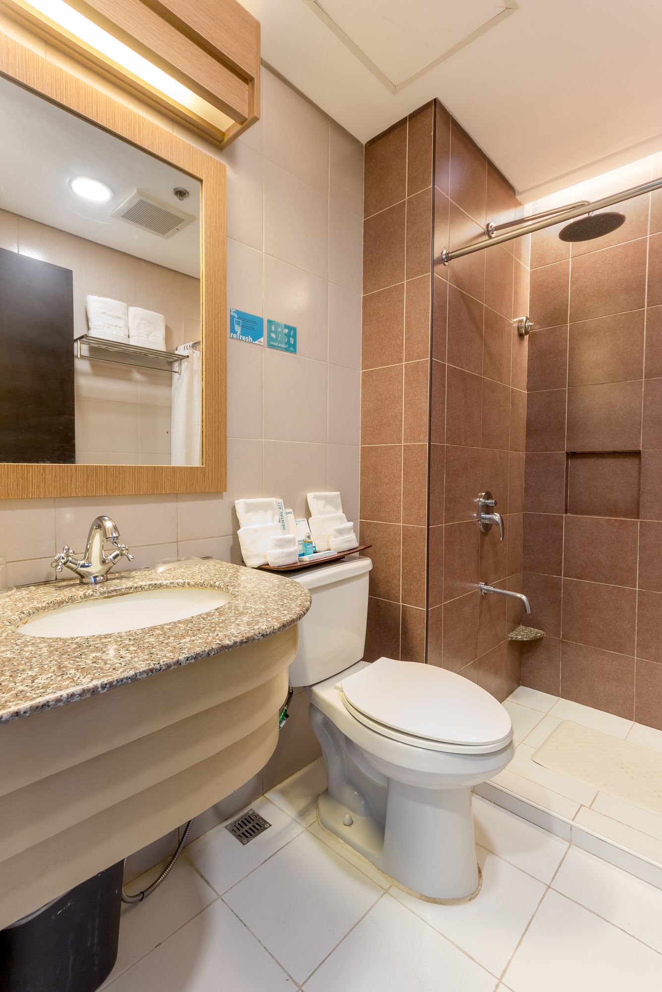 Microtel by Wyndham South Forbes
