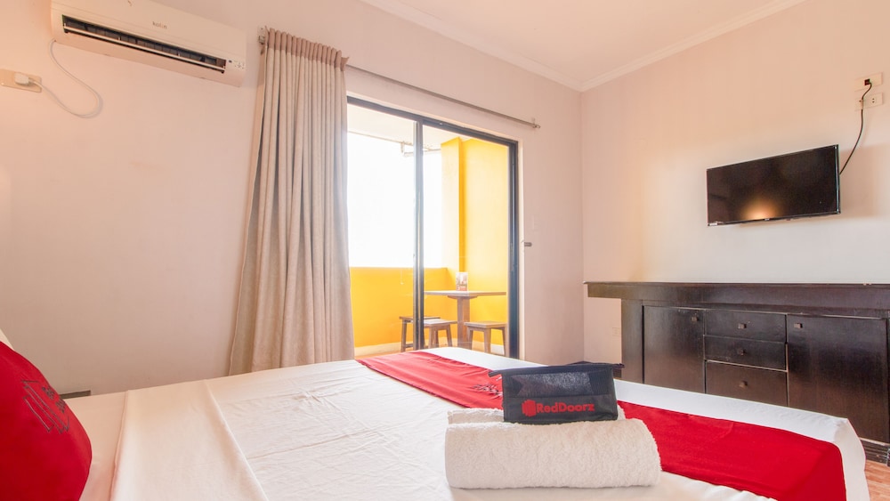 The Charm Bed and Breakfast by RedDoorz