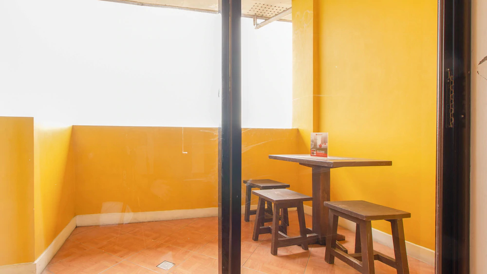 The Charm Bed and Breakfast by RedDoorz