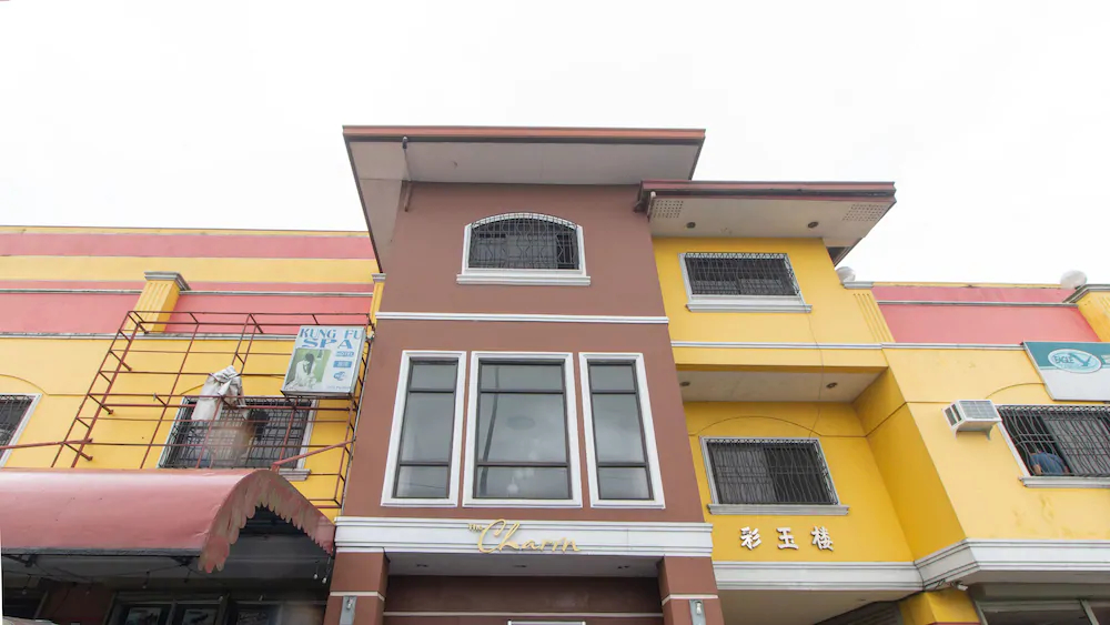 The Charm Bed and Breakfast by RedDoorz