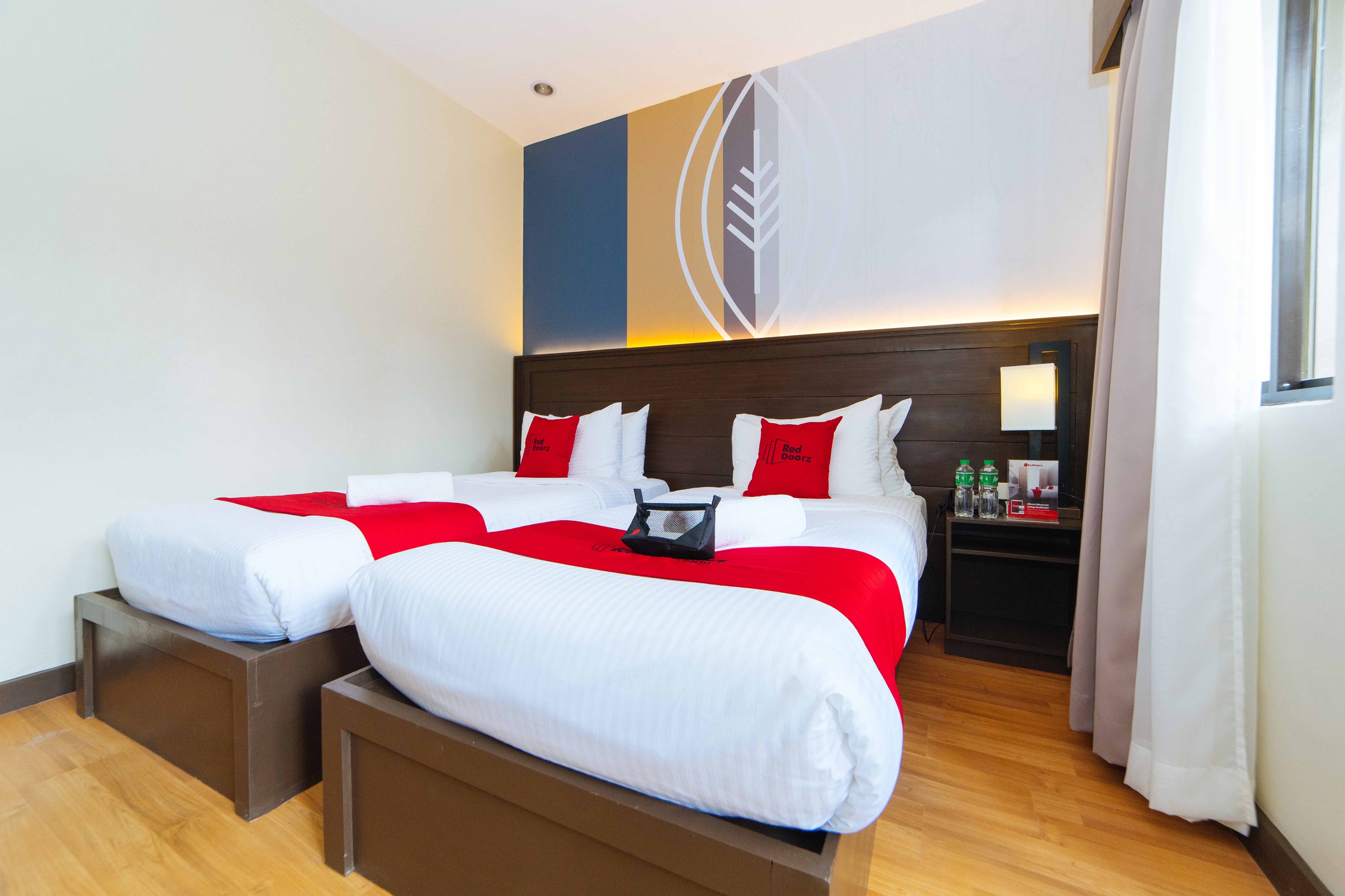 WhiteWoods Convention & Leisure Hotel by RedDoorz Premium