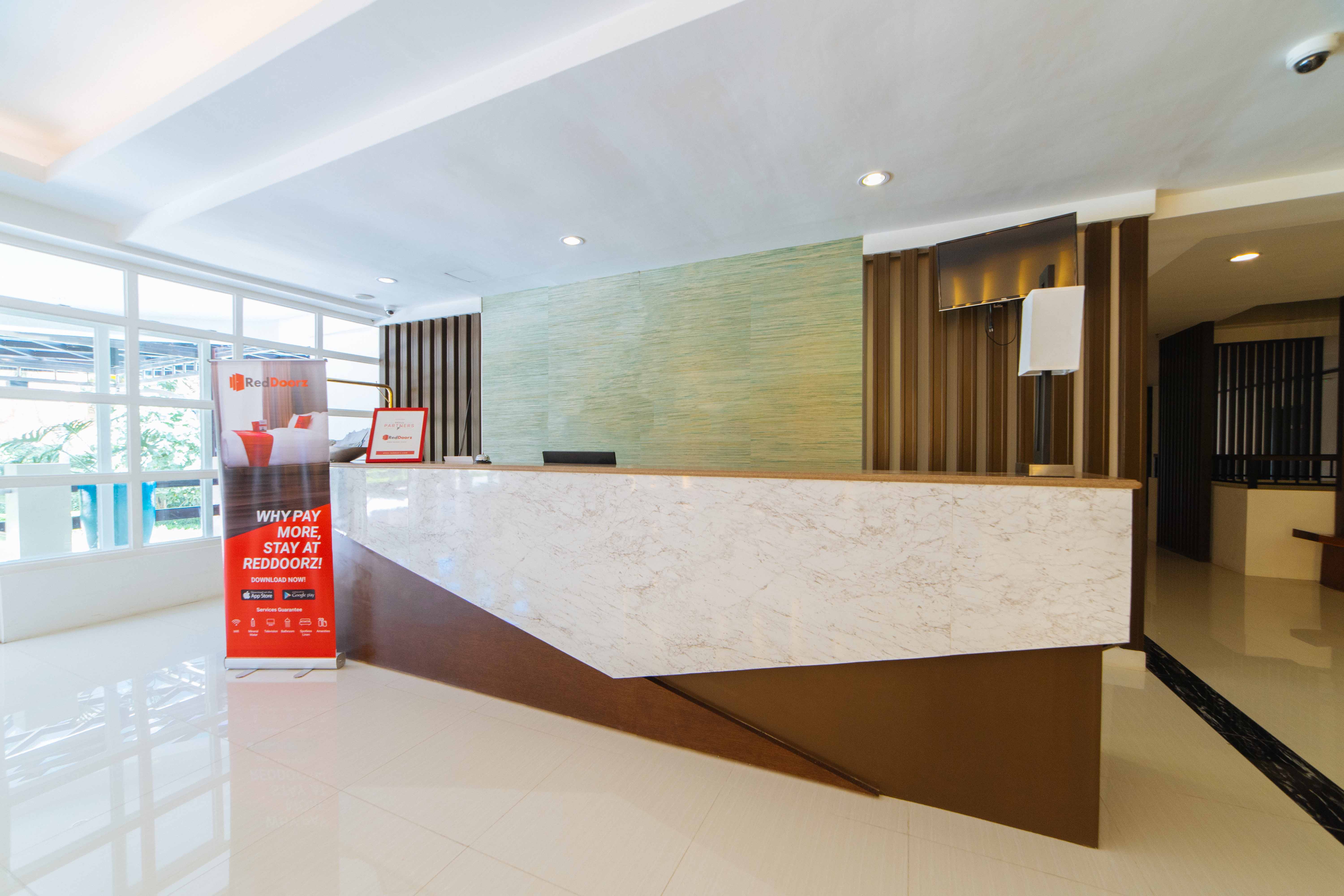 WhiteWoods Convention & Leisure Hotel by RedDoorz Premium