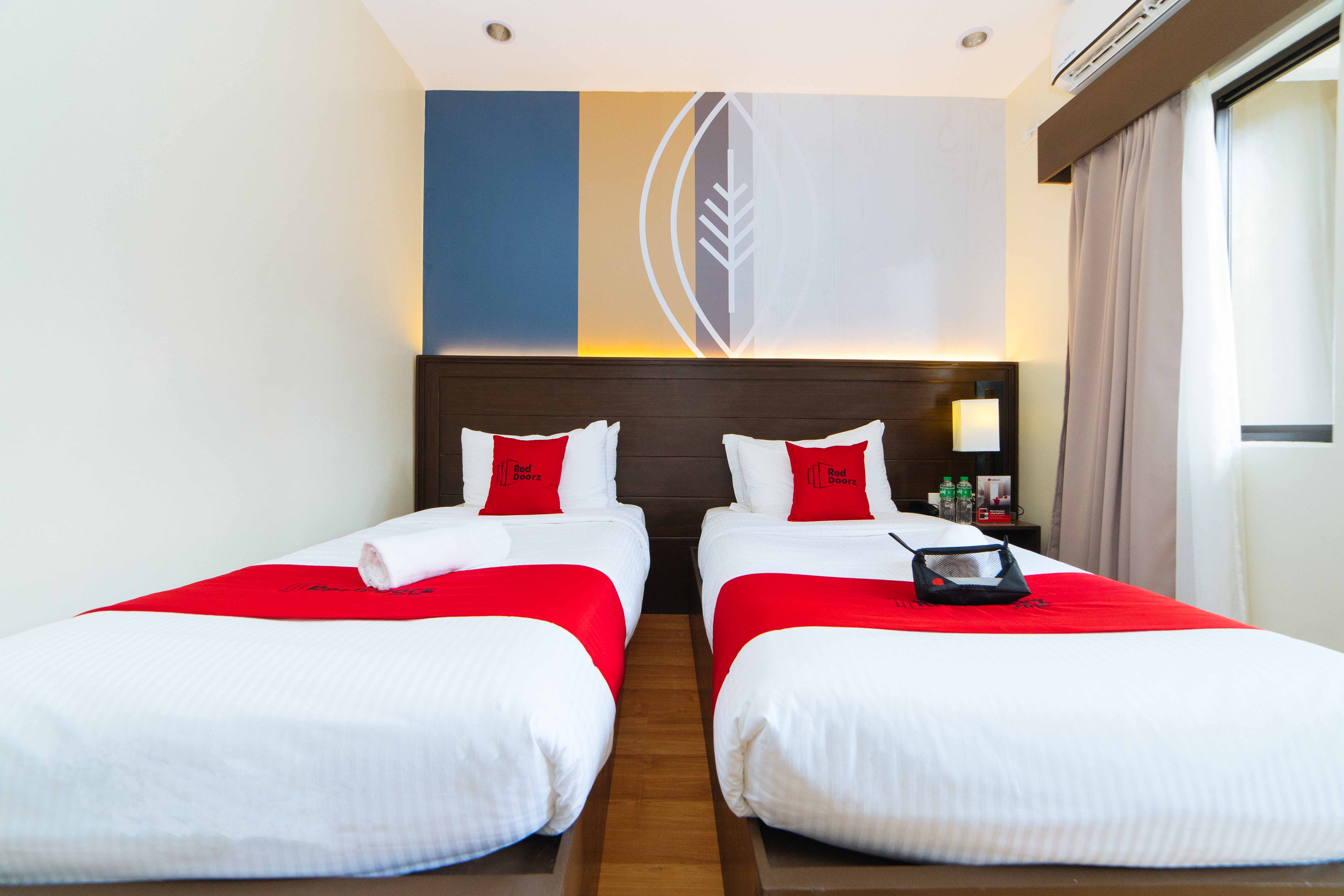 WhiteWoods Convention & Leisure Hotel by RedDoorz Premium
