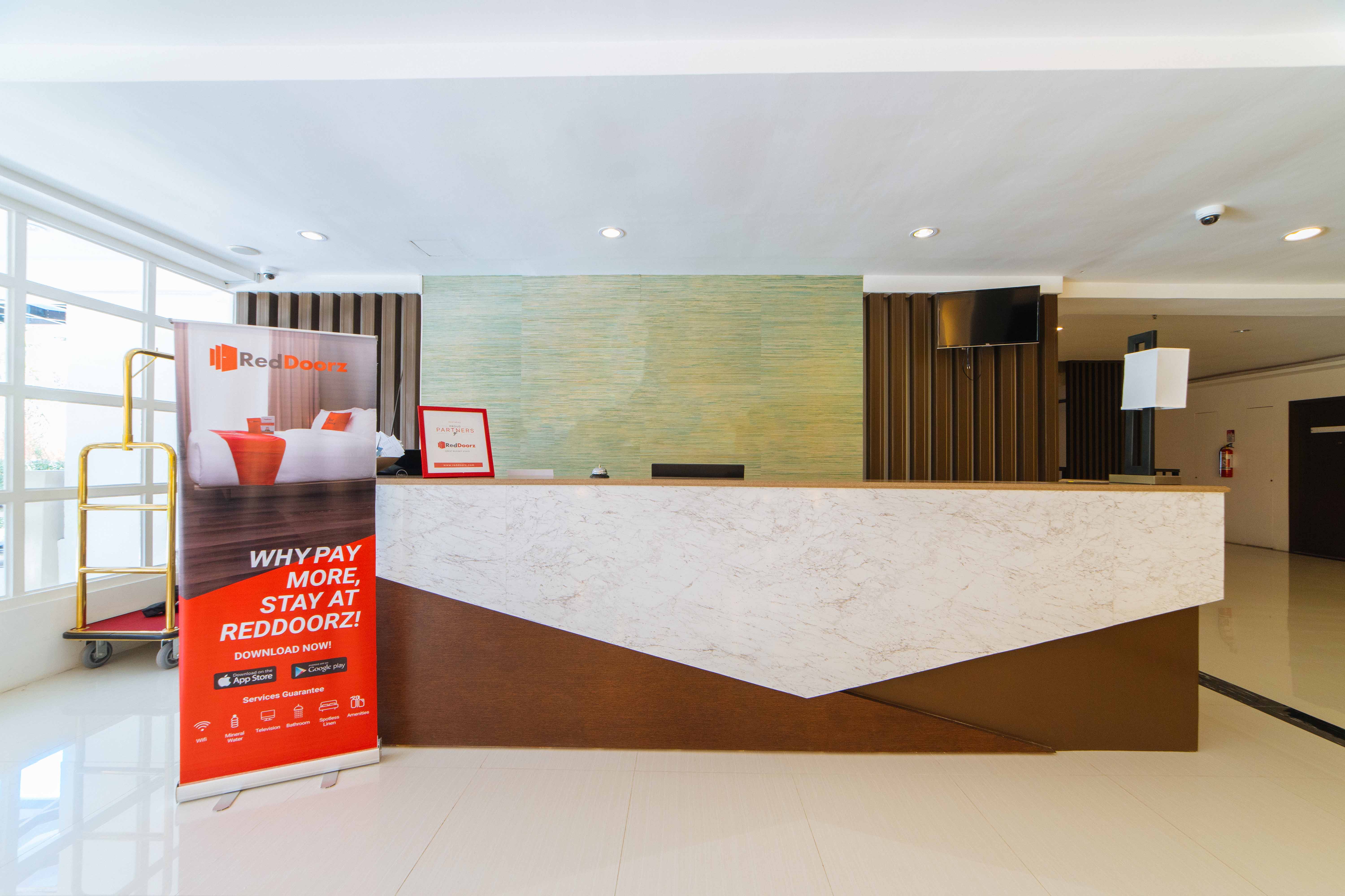 WhiteWoods Convention & Leisure Hotel by RedDoorz Premium