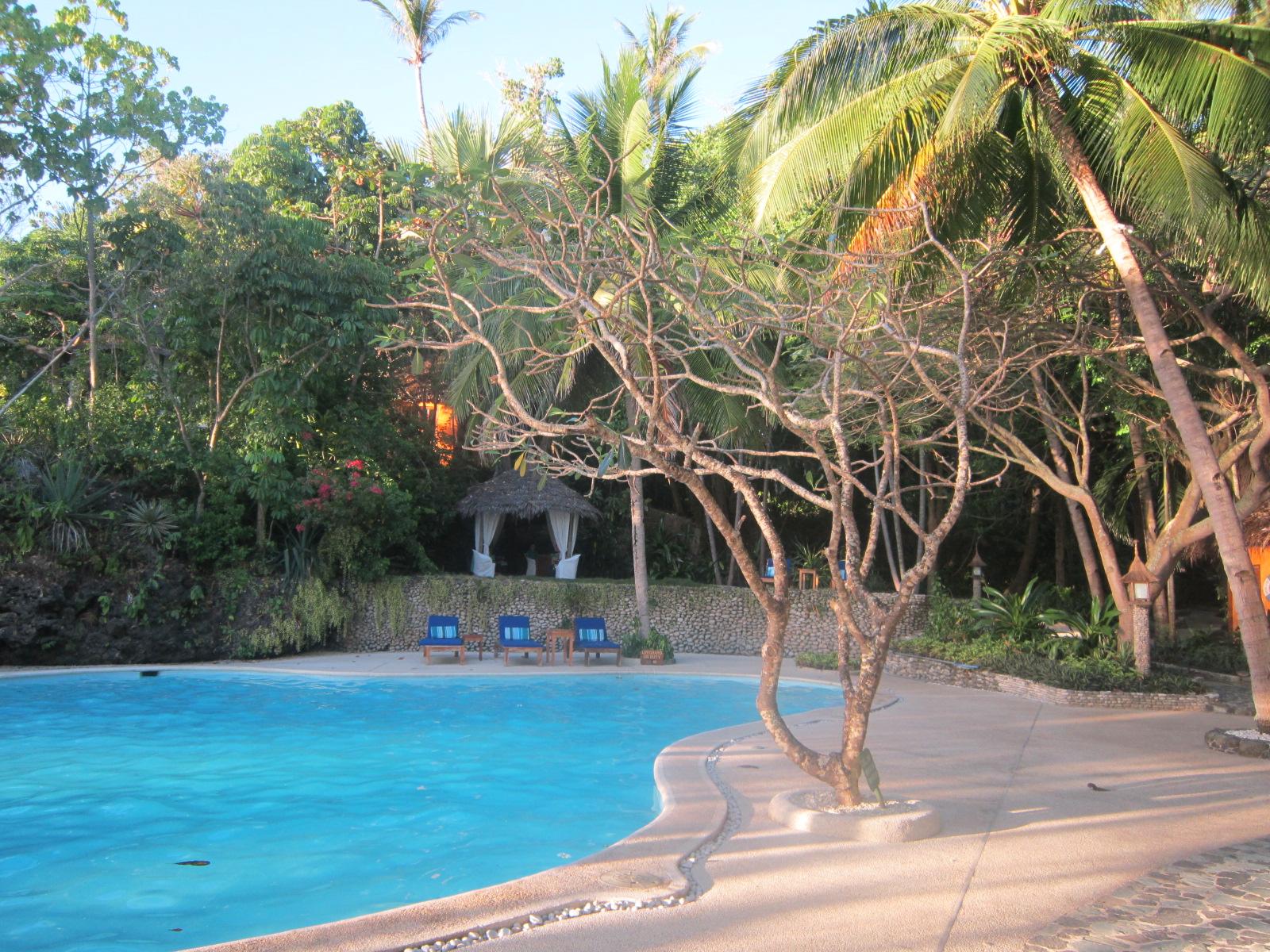 Coco Grove Beach Resort